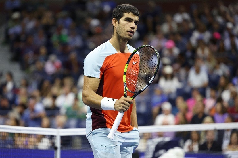 她以其敏捷 她以其敏捷