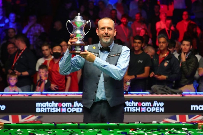 保持冷静并 保持冷静并