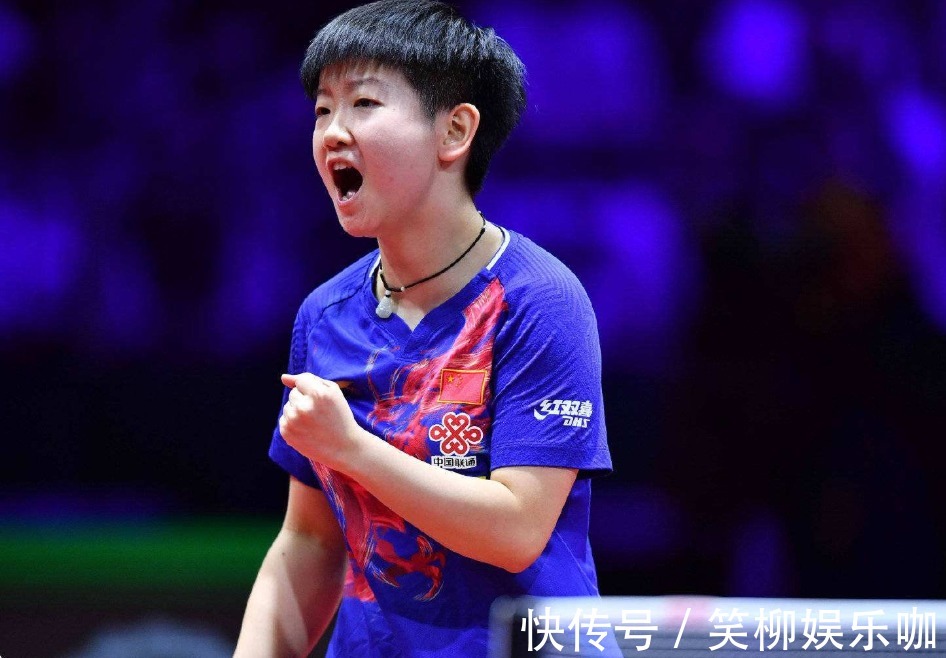 却突然上前 却突然上前