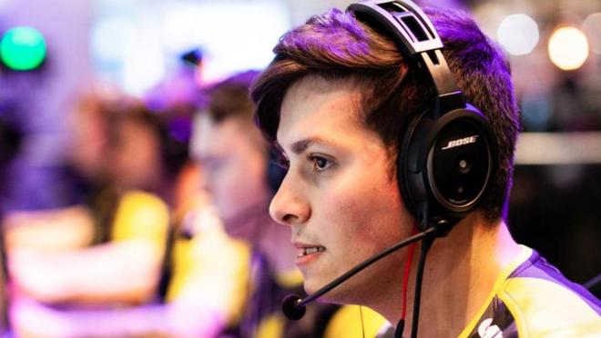 分析两队在 分析两队在